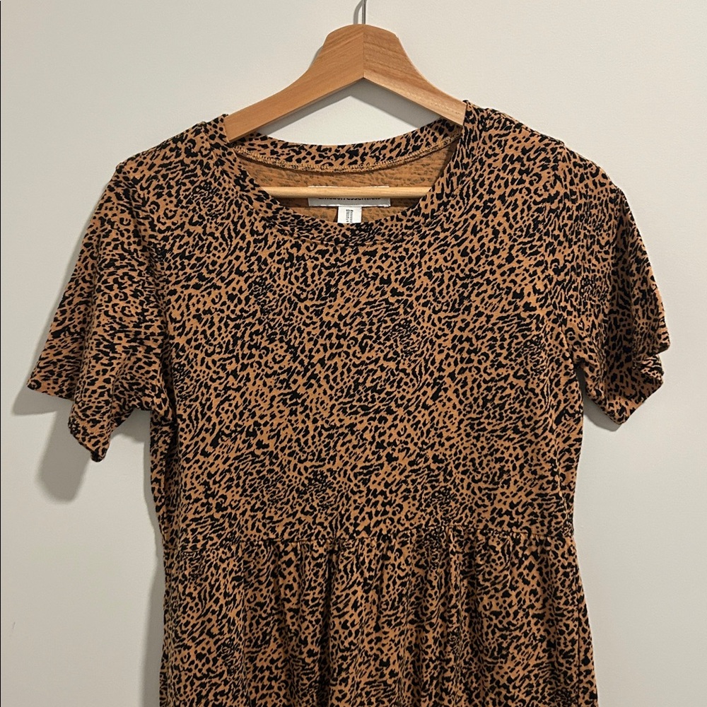 Dress With Pockets - Picture 2 of 3